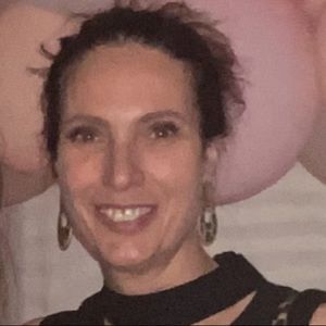 Meet your Posher, Denise